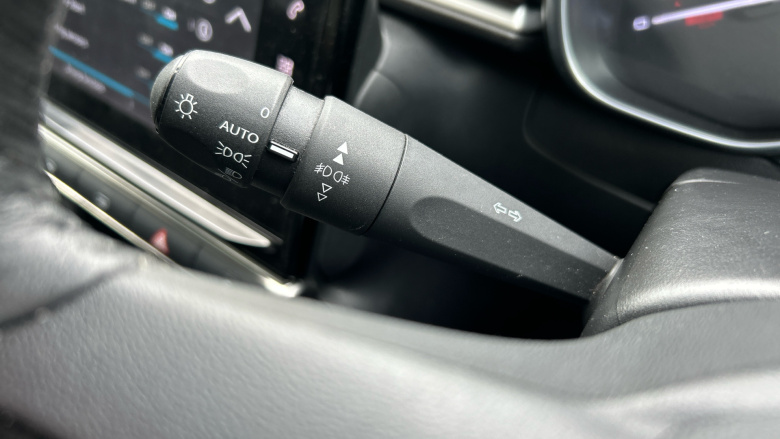 Citroen C3 1.2 PureTech 110 Shine Plus 5dr Petrol Hatchback